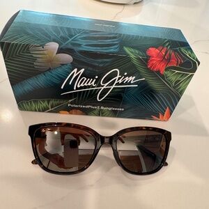 MAUI JIM Honi Polarized Shiny Dark Havana Cat Eye Frame New in Box